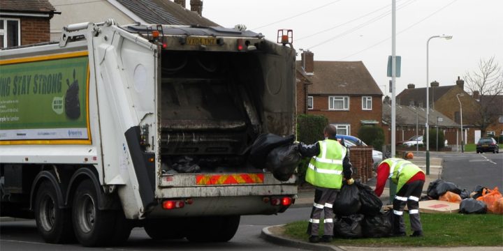 105480669_binmen