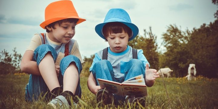 children reading